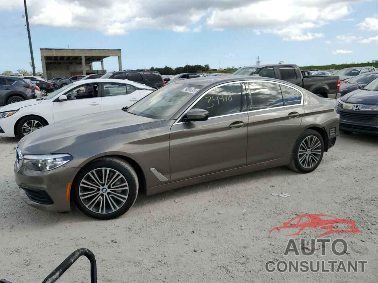 BMW 5 SERIES 2019 - WBAJA5C56KWW05952