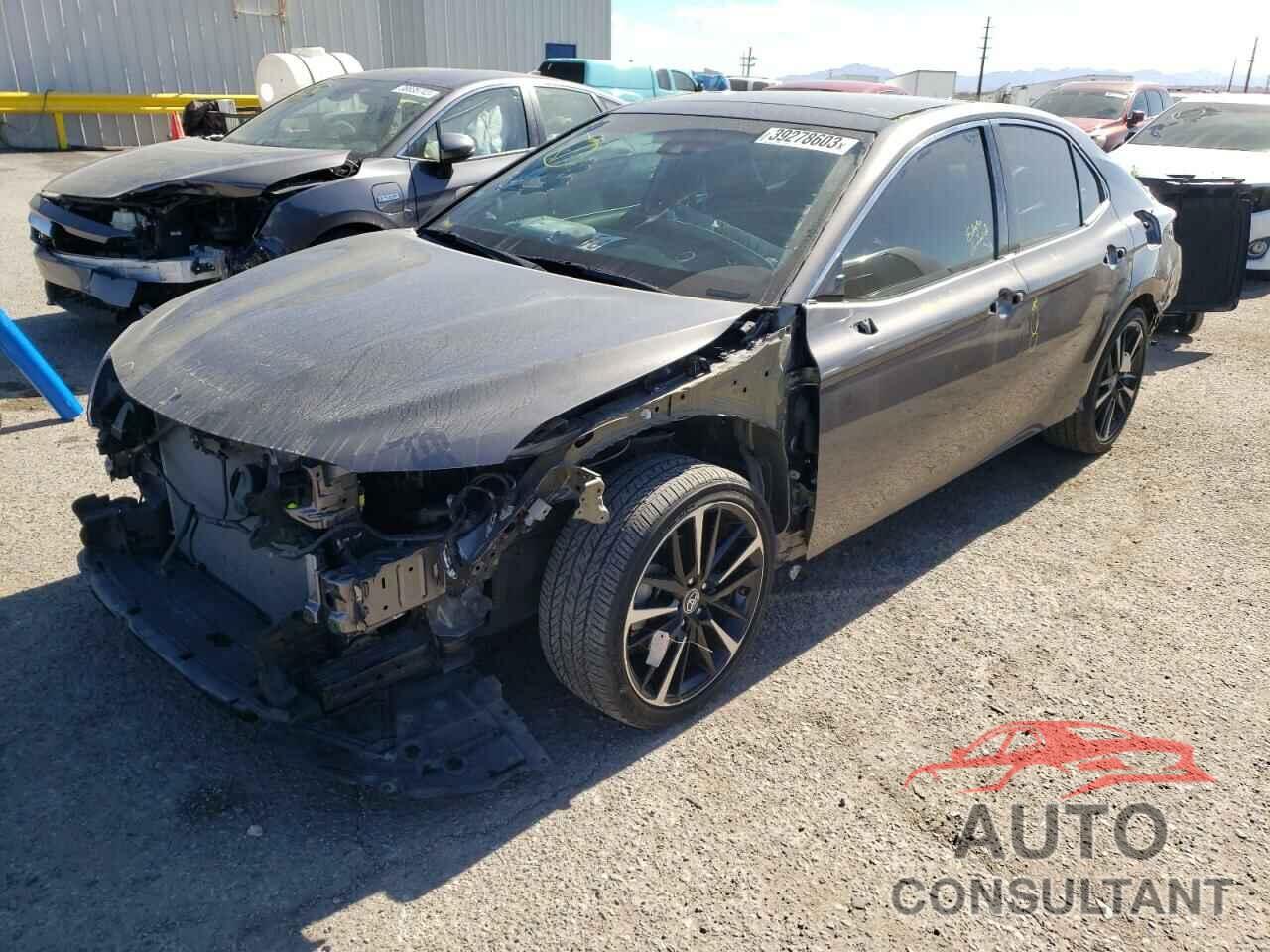 TOYOTA CAMRY 2018 - 4T1B61HK0JU151509