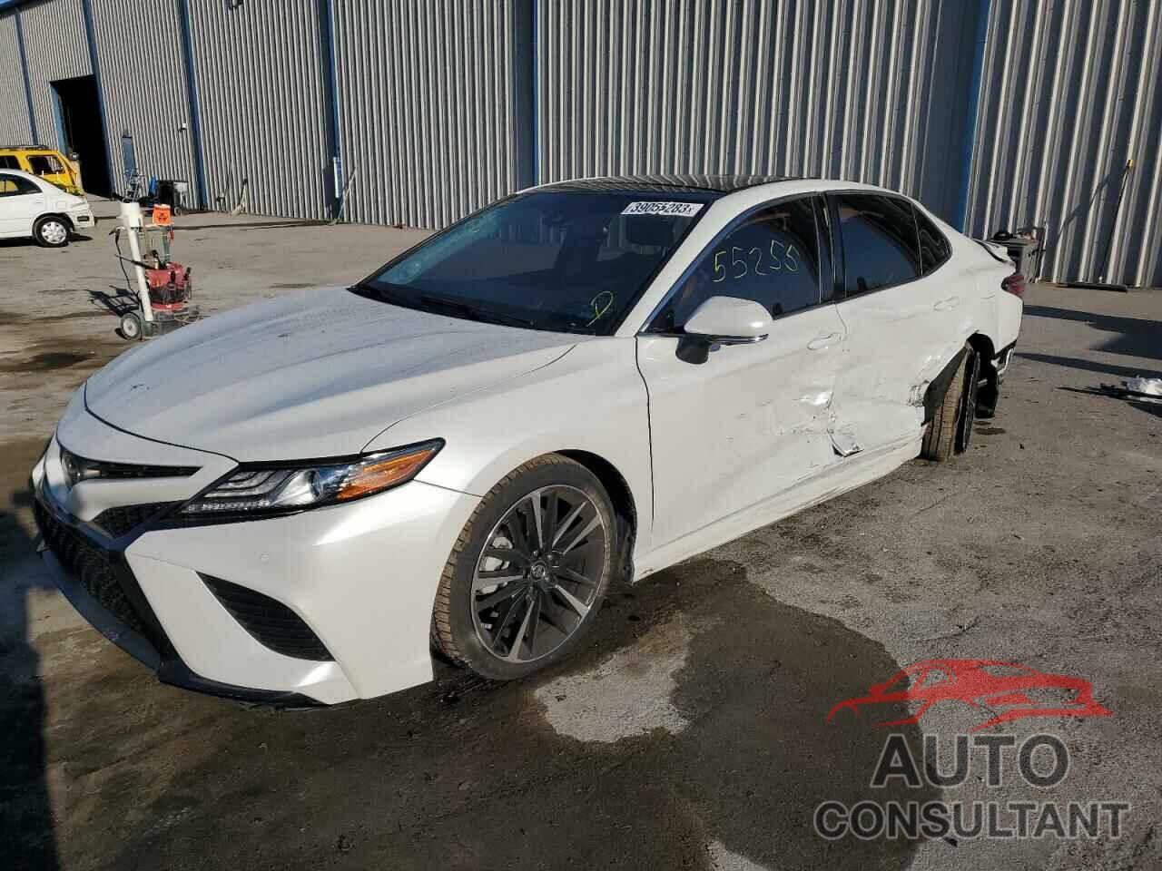 TOYOTA CAMRY 2018 - 4T1BZ1HK6JU002741