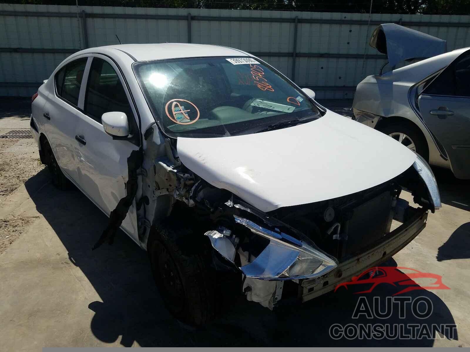 NISSAN VERSA 2017 - 3N1CN7AP4HL865705