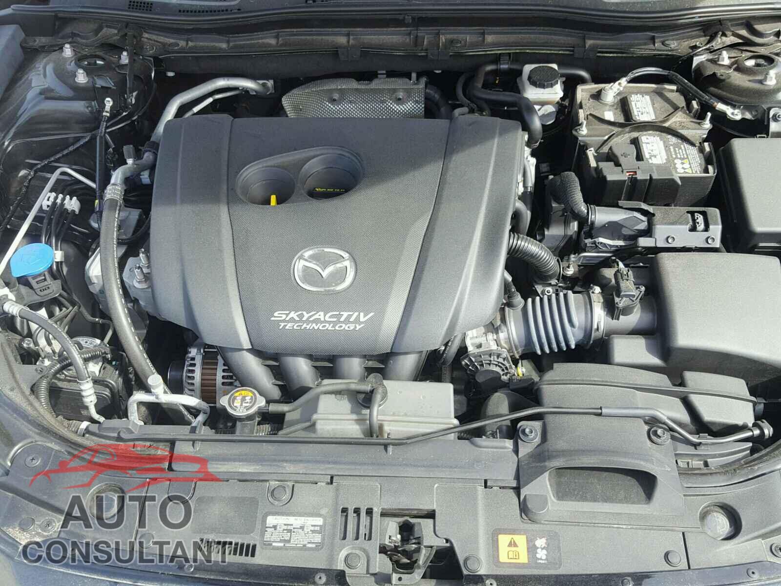 MAZDA 3 2017 - 3MZBN1U73HM131727