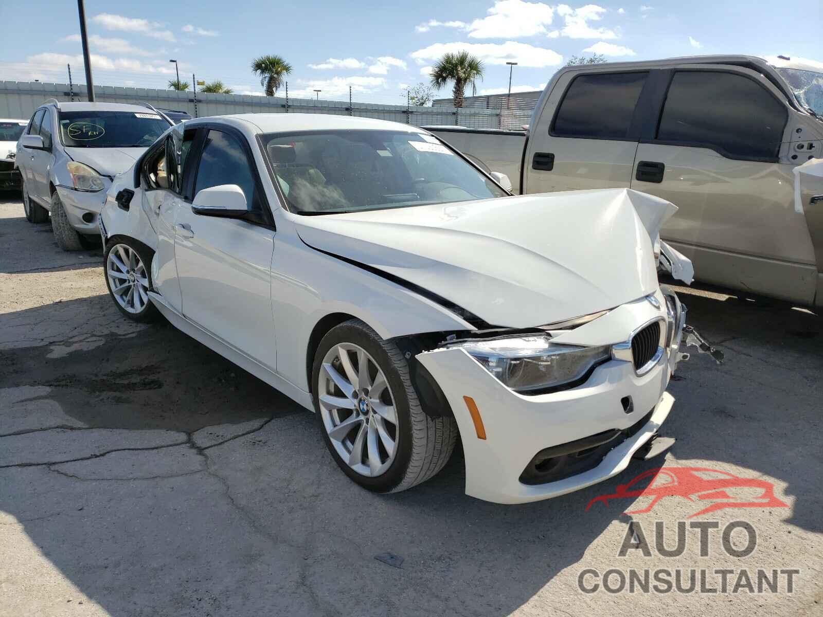 BMW 3 SERIES 2018 - WBA8E1G53JNU91385