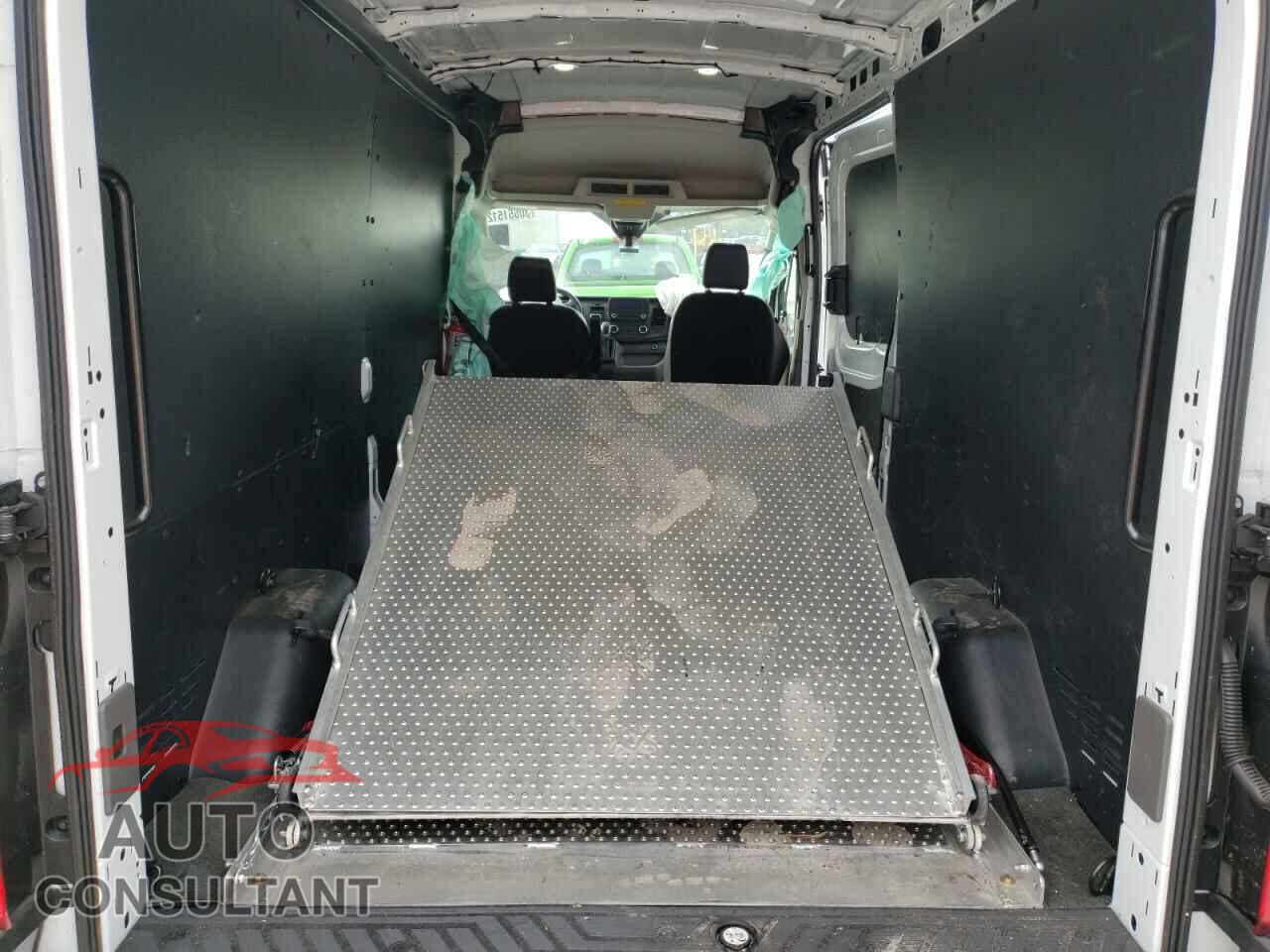 FORD TRANSIT CO 2020 - 1FTBR1C84LKB63748