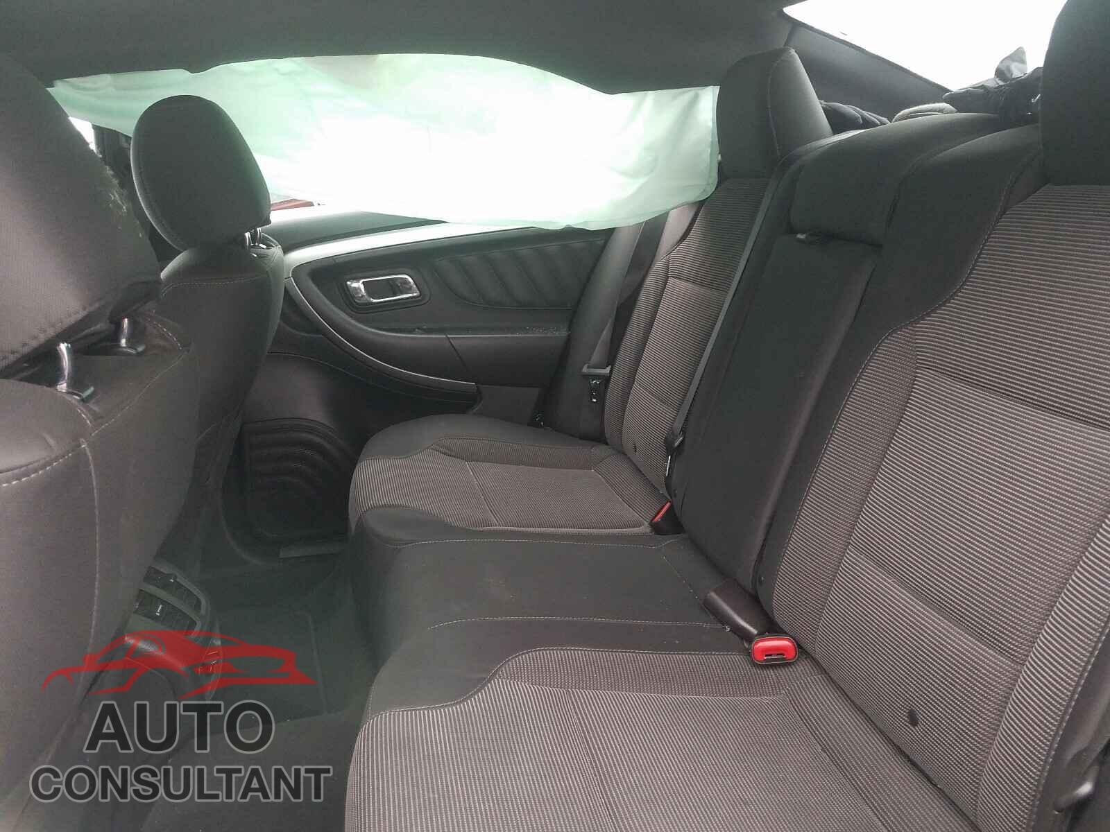 FORD TAURUS 2017 - 1FAHP2E8XHG137352