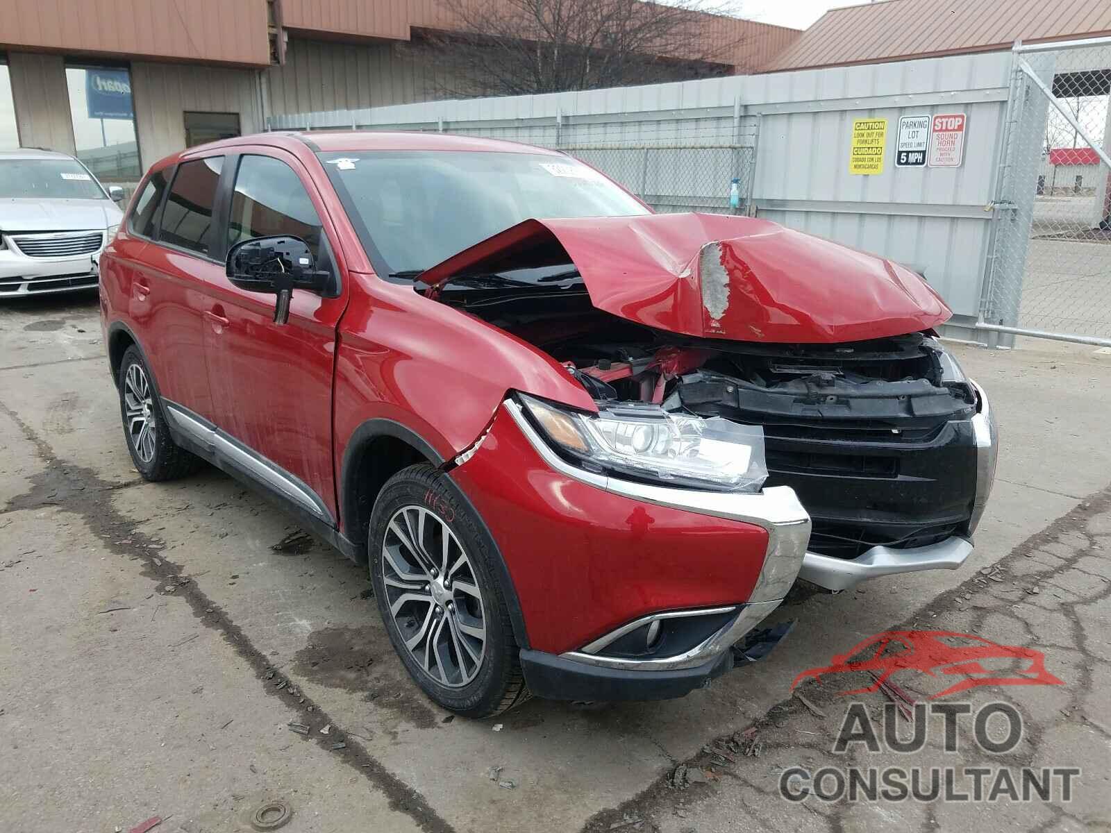 MITSUBISHI OUTLANDER 2018 - JA4AD3A30JZ035745