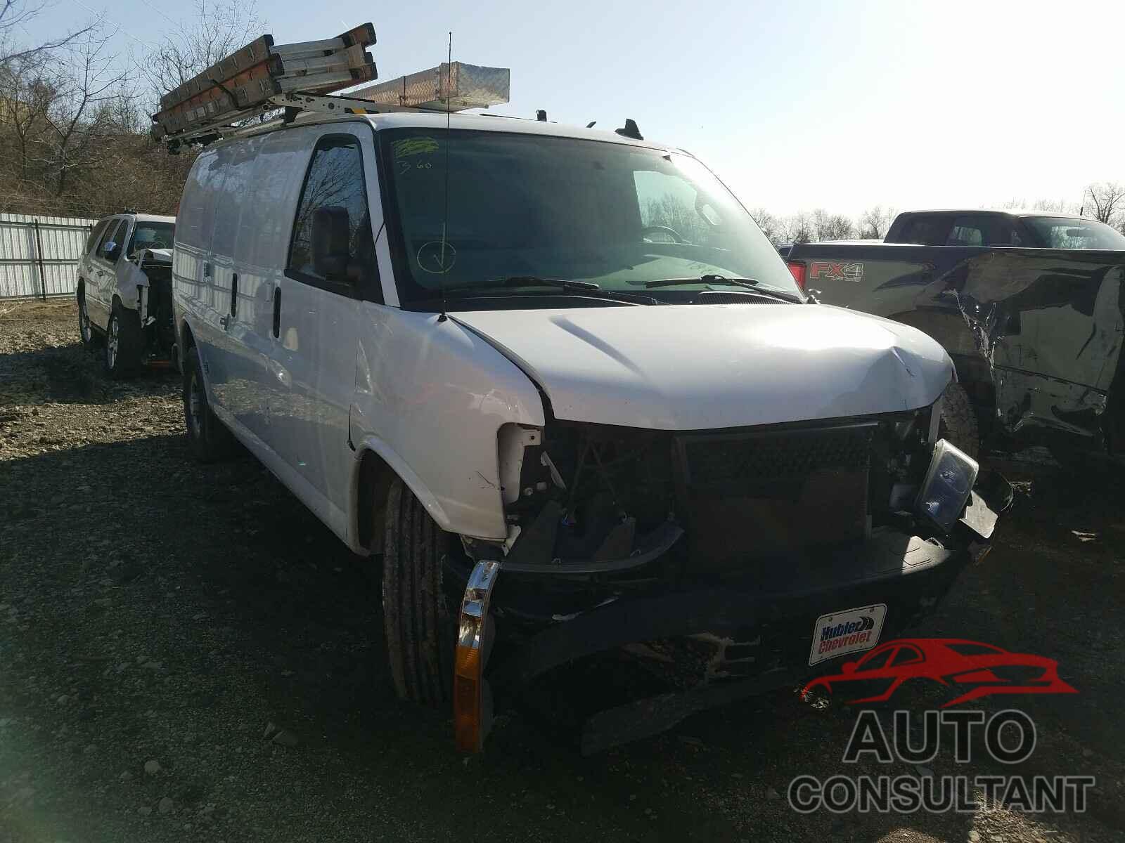 CHEVROLET EXPRESS 2018 - 5YFBURHE2GP557154