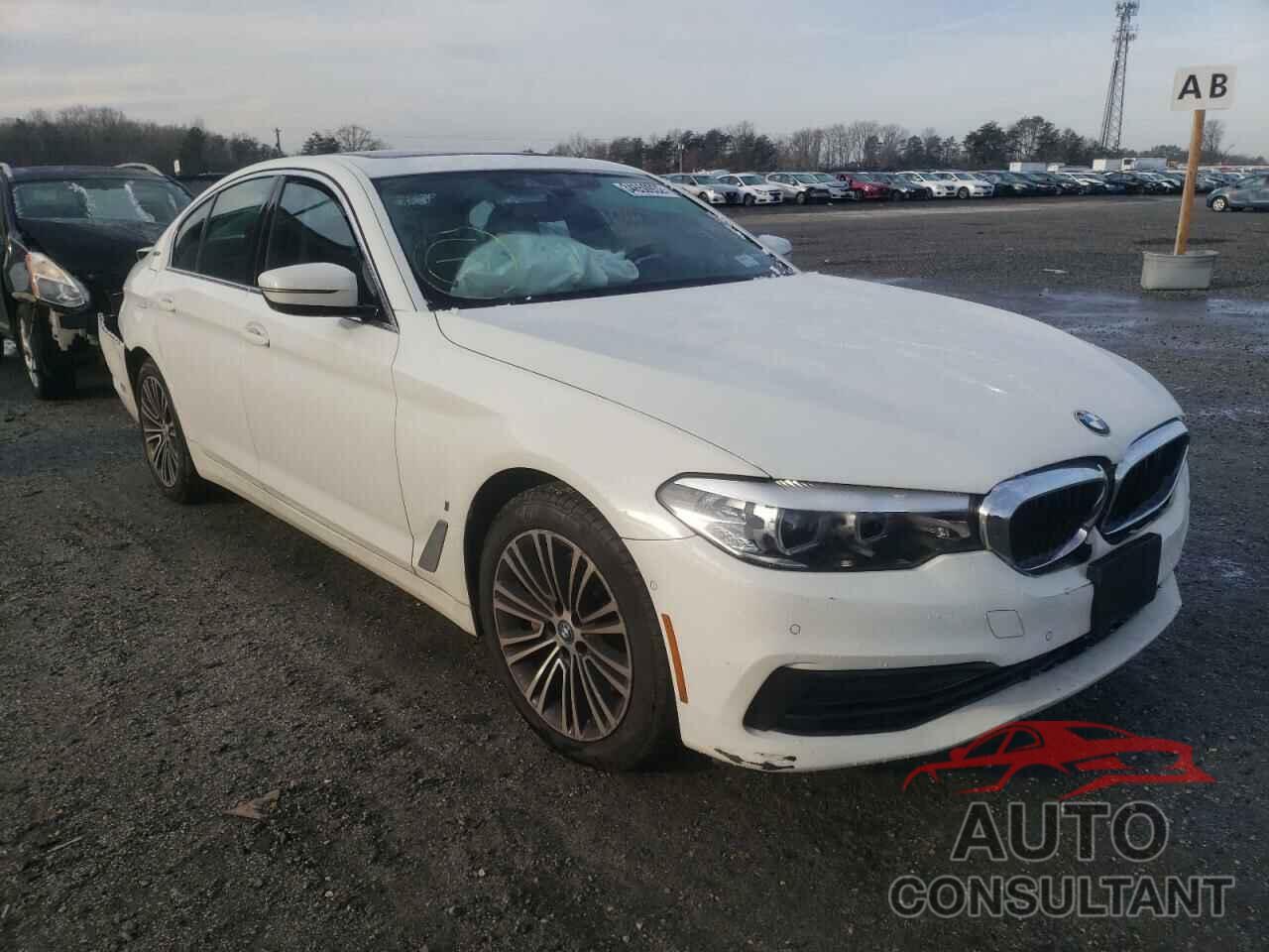 BMW 5 SERIES 2019 - WBAJB1C50KB375130