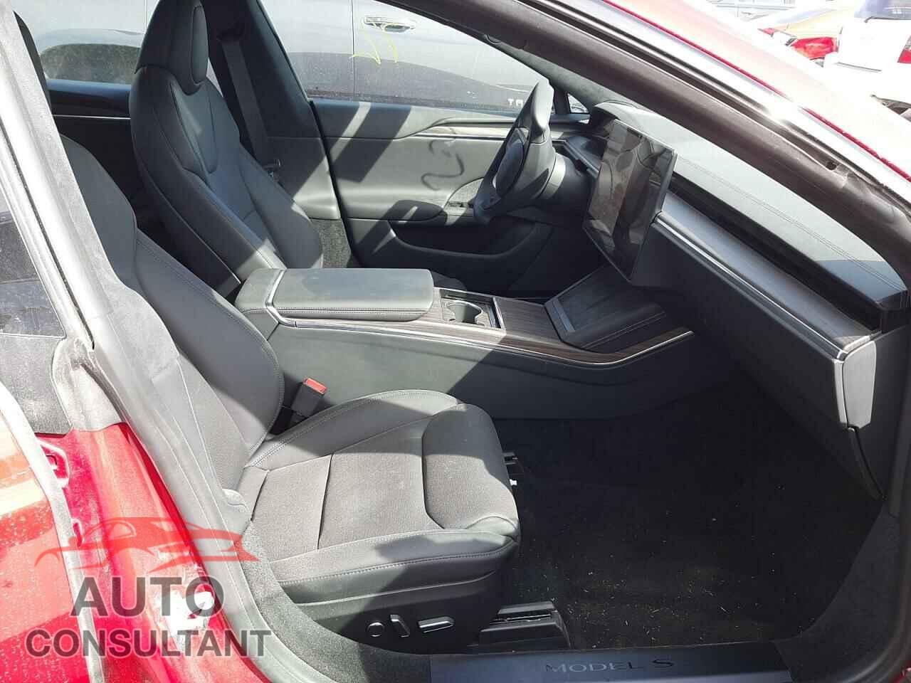 TESLA MODEL S 2021 - 5YJSA1E5XMF456546
