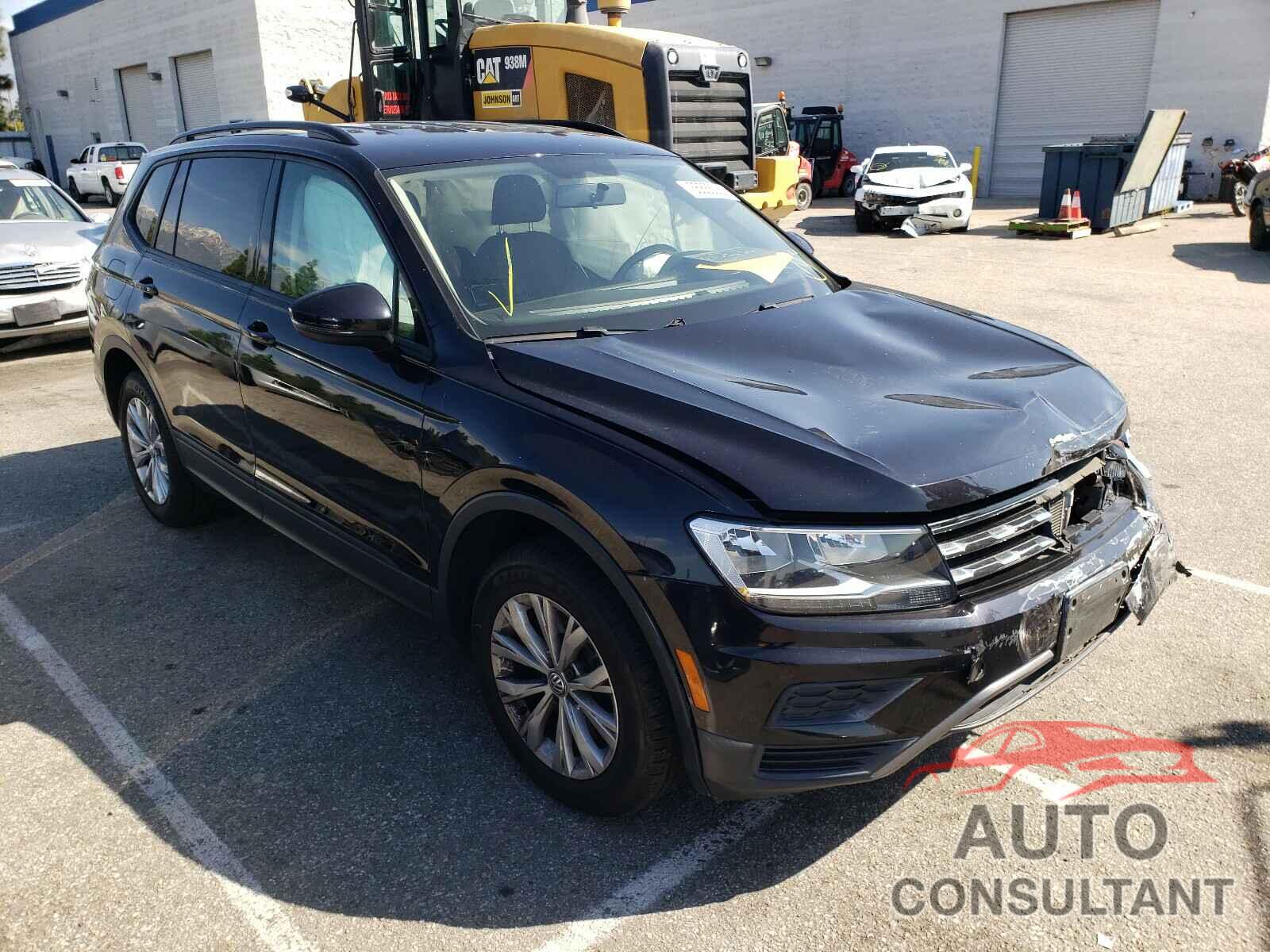 VOLKSWAGEN TIGUAN 2018 - 3VV1B7AX2JM063250
