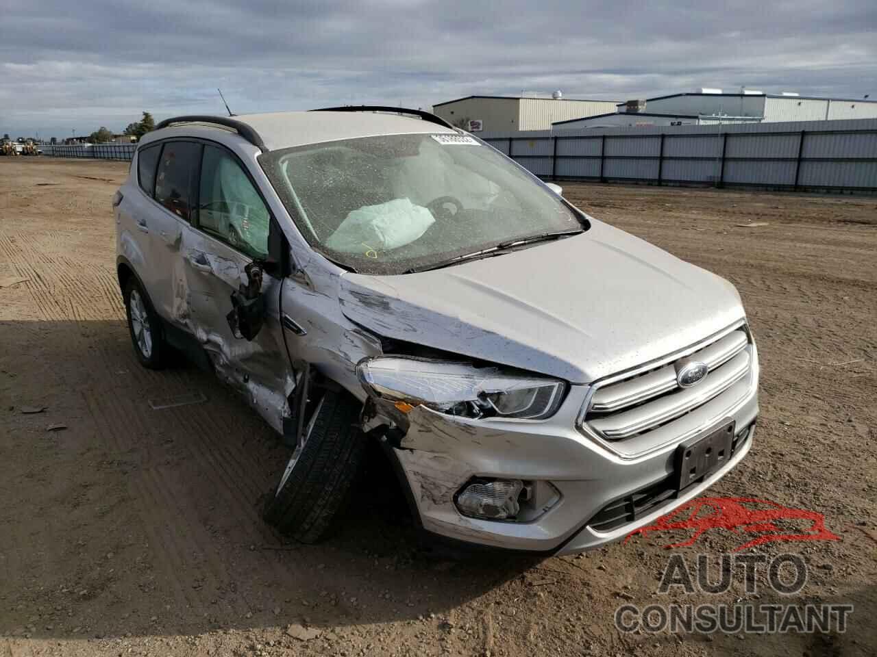 FORD ESCAPE 2017 - 1FMCU0GD1HUB93558