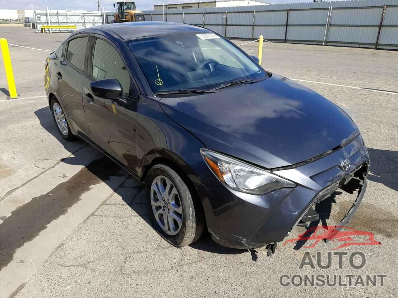 TOYOTA YARIS 2017 - 3MYDLBYV2HY154054