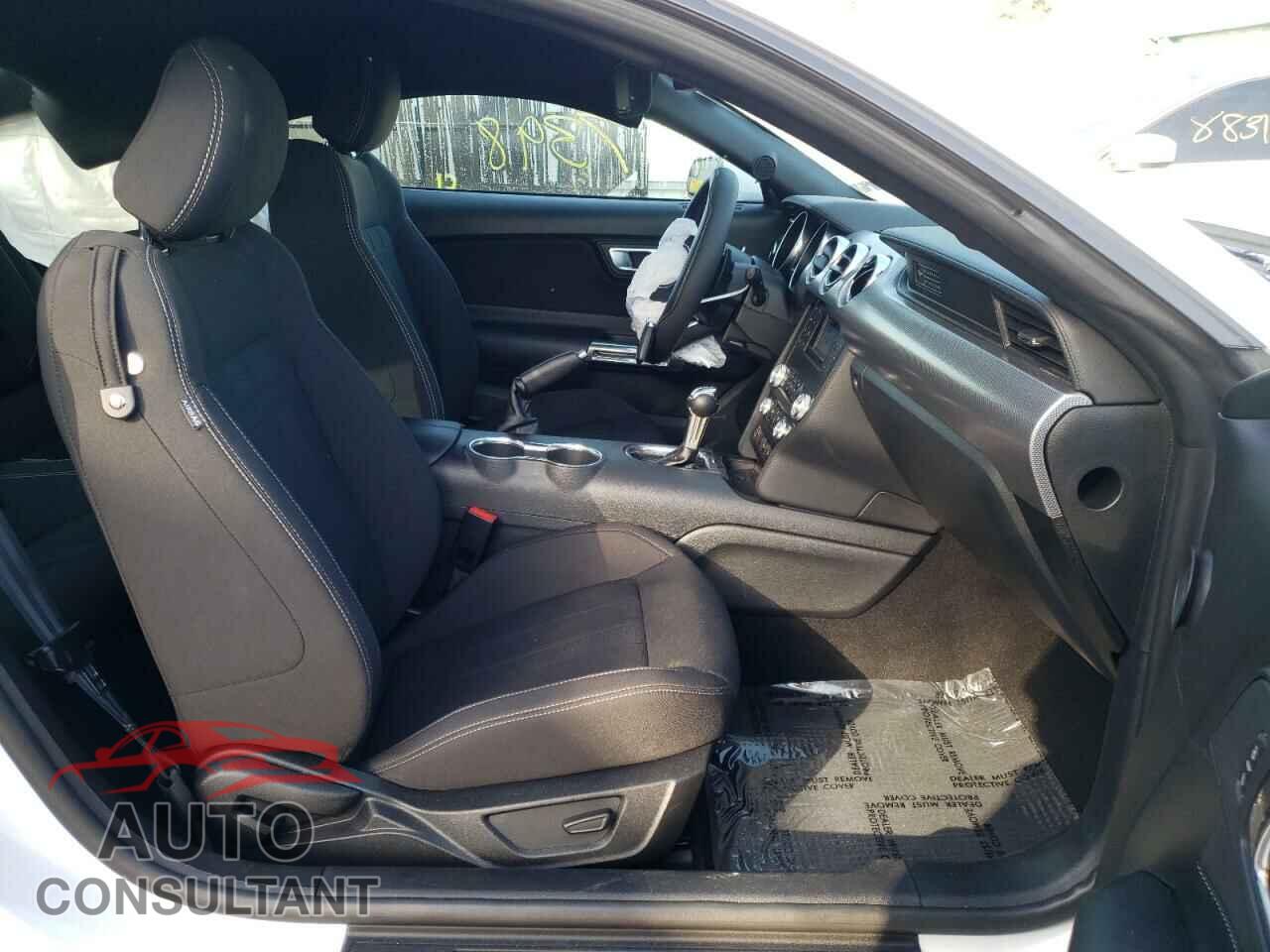 FORD MUSTANG 2020 - 1FA6P8CF2L5128970