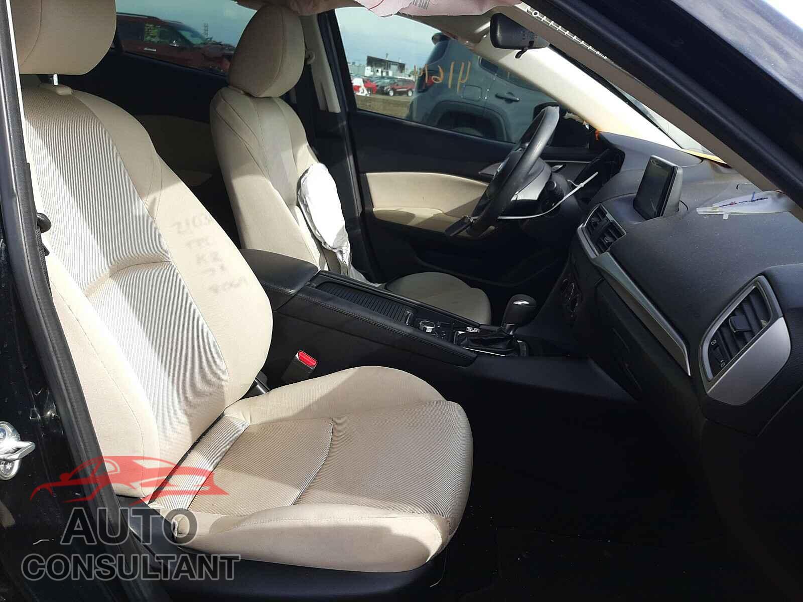 MAZDA 3 2018 - 3MZBN1K7XJM238069