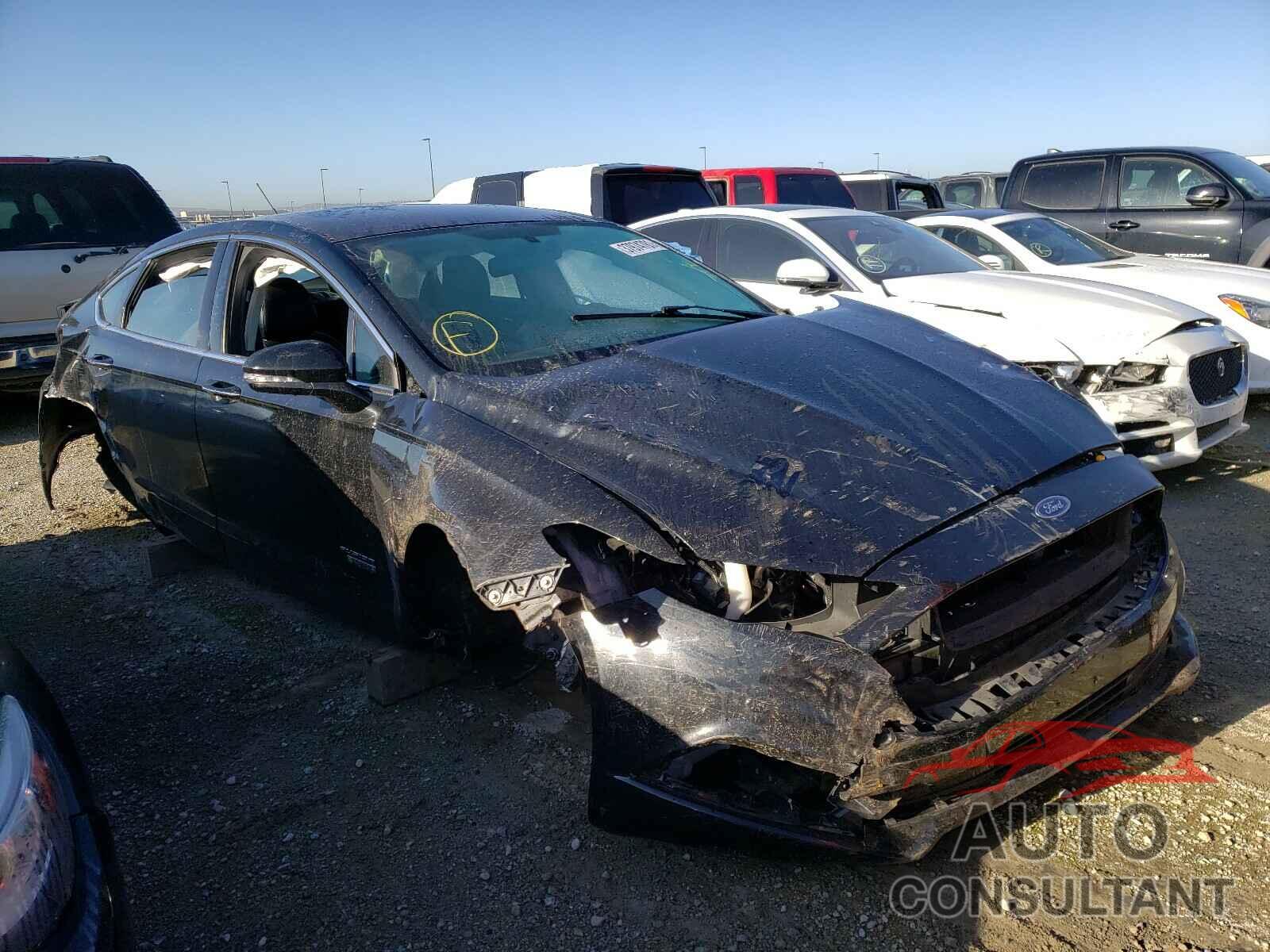 FORD FUSION 2017 - 3FA6P0SU8HR306421