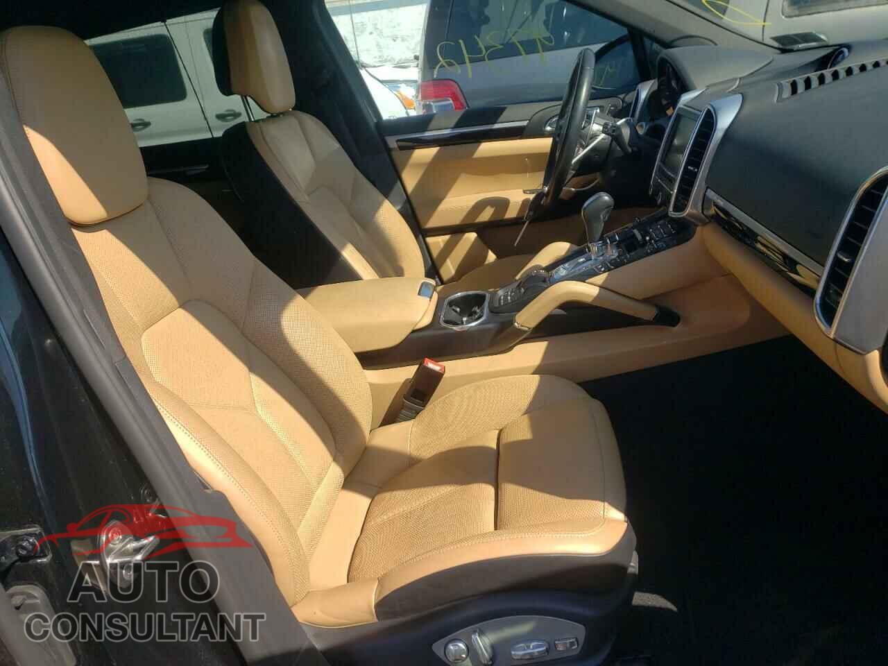 PORSCHE CAYENNE 2016 - WP1AB2A21GLA93693