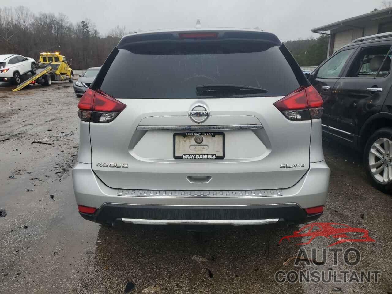 NISSAN ROGUE 2017 - 5N1AT2MV5HC776885