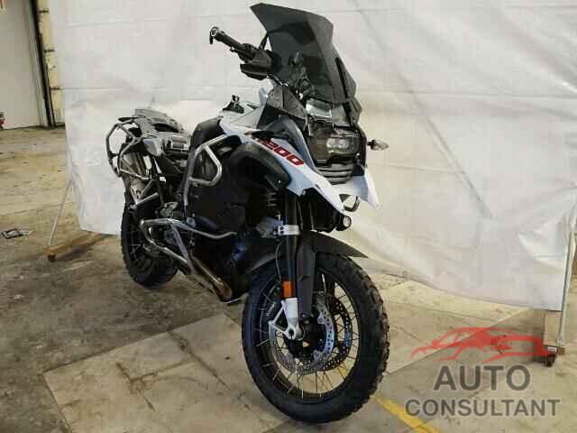 BMW MOTORCYCLE 2016 - WB10A1205GZ664653