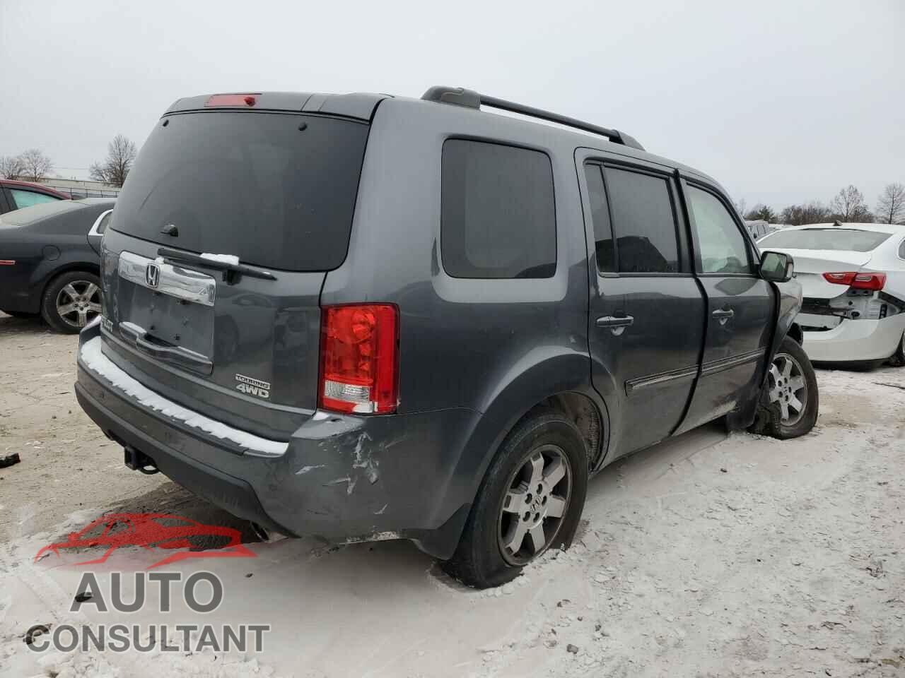 HONDA PILOT 2011 - 5FNYF4H93BB105129
