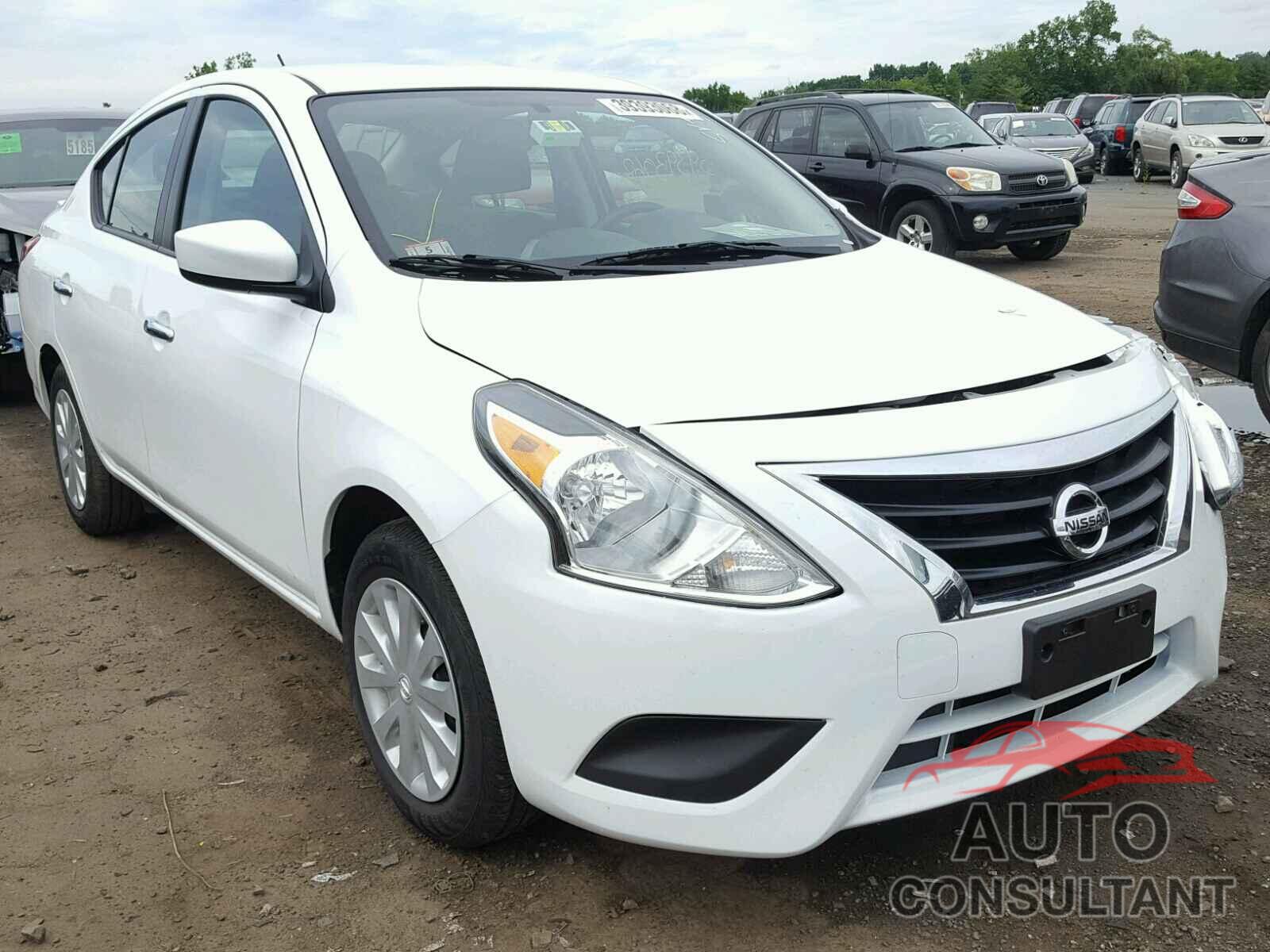 NISSAN VERSA 2018 - 3N1CN7AP6JL877859