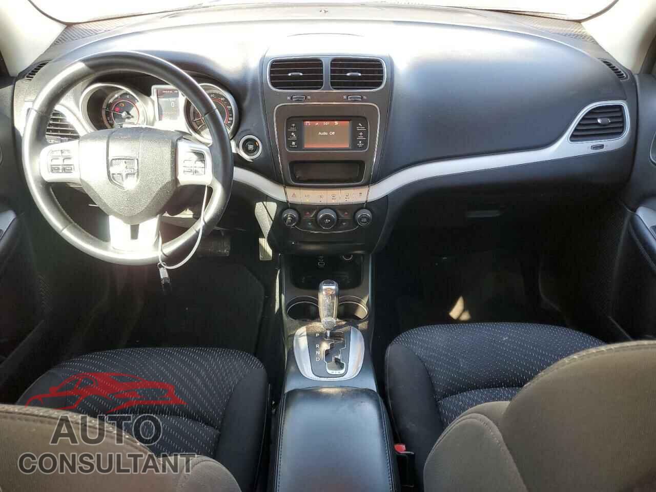 DODGE JOURNEY 2017 - 3C4PDCBB7HT579425