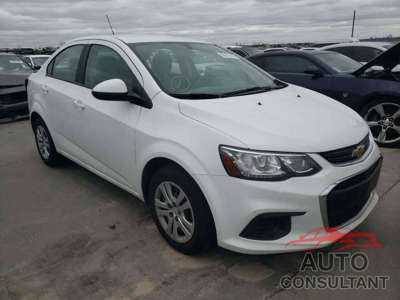 CHEVROLET SONIC 2019 - 1G1JB5SB4K4100276