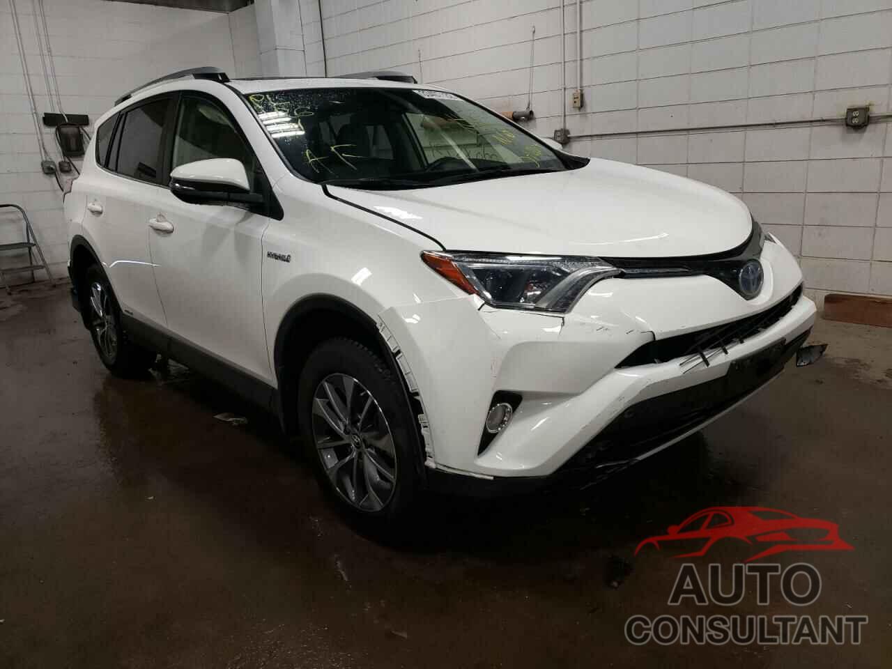TOYOTA RAV4 2017 - JTMRJREV7HD119133