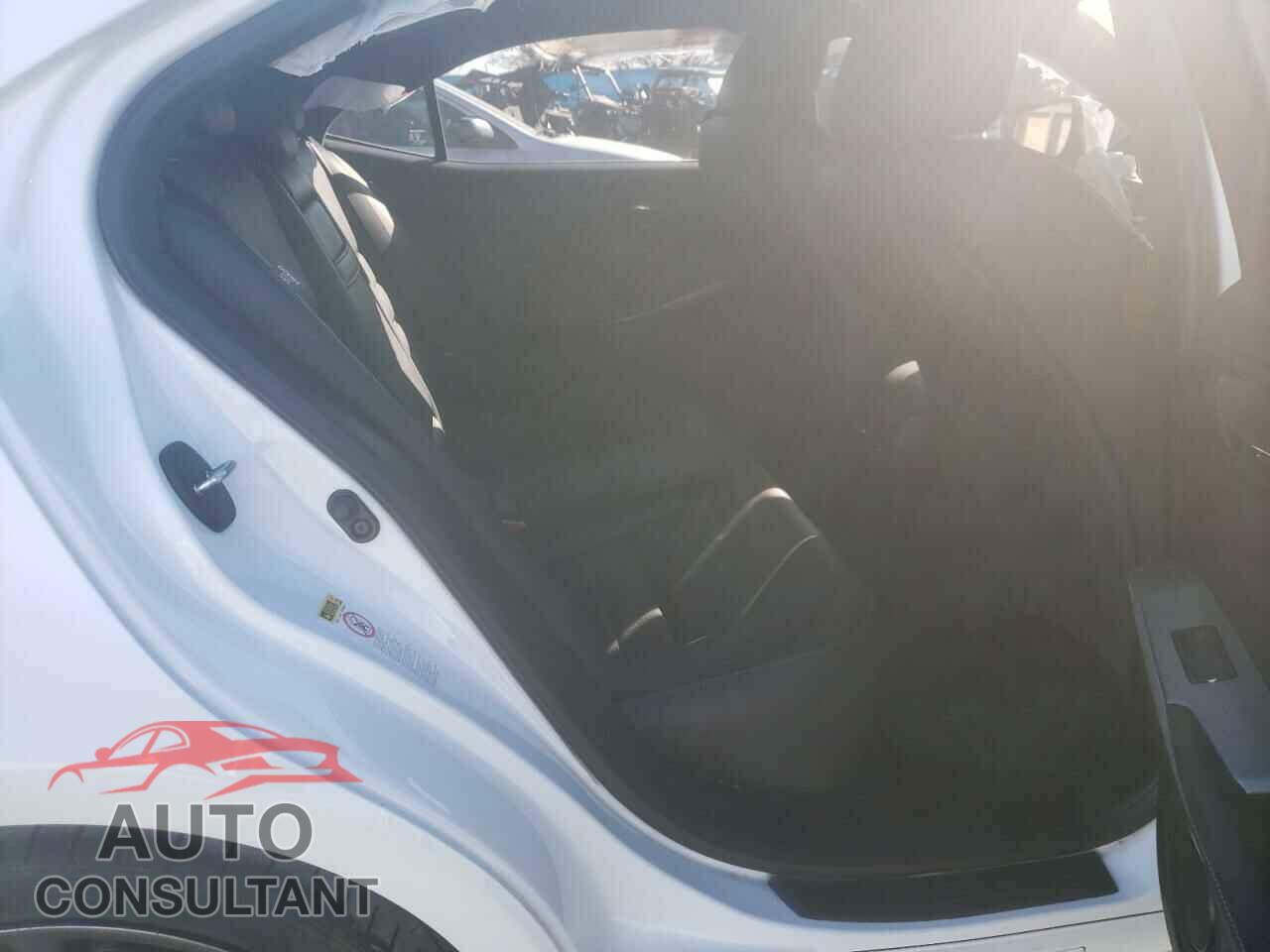 LEXUS IS 2016 - JTHBA1D29G5016359