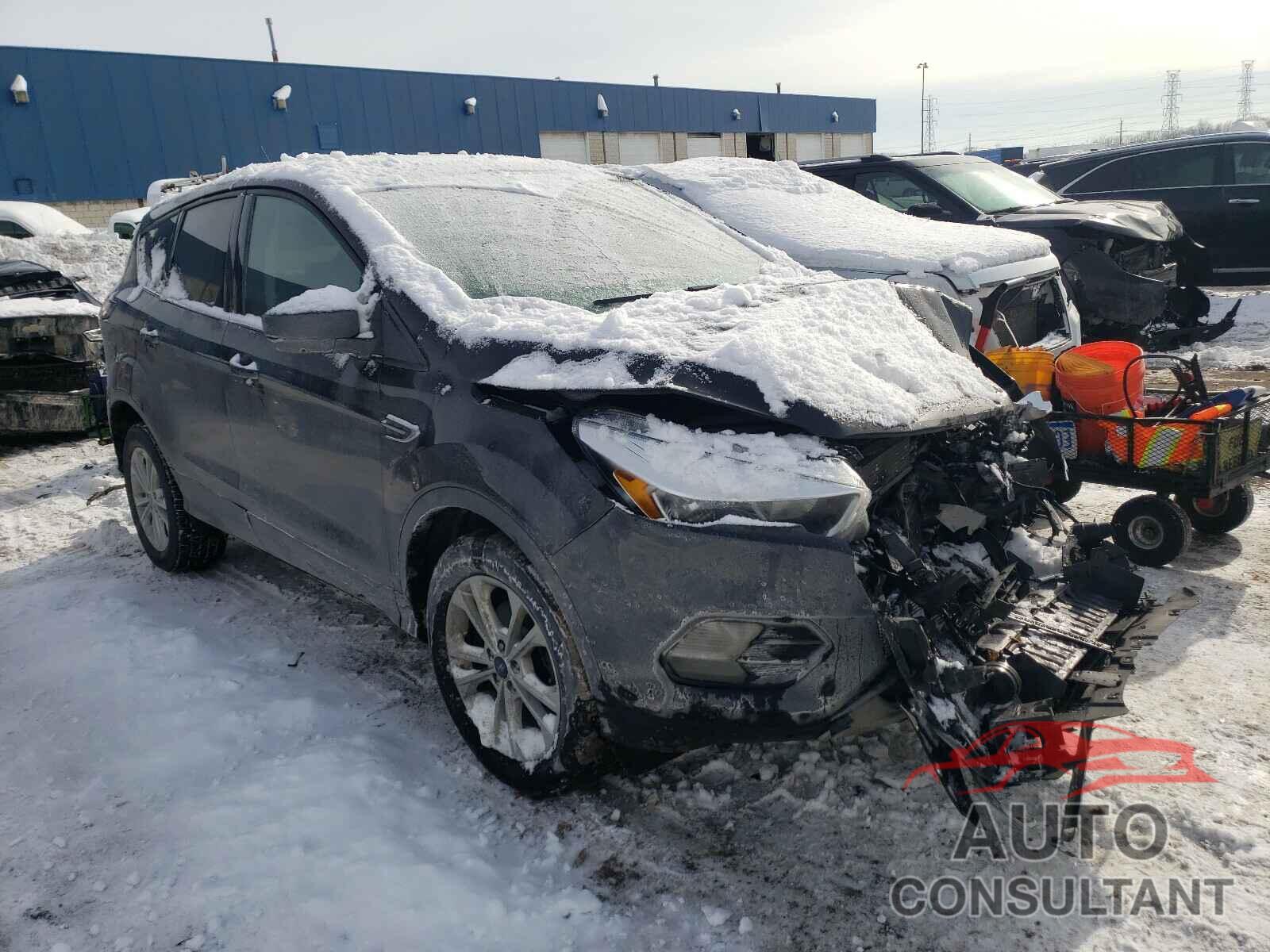 FORD ESCAPE 2017 - 1FMCU0GD6HUC76399