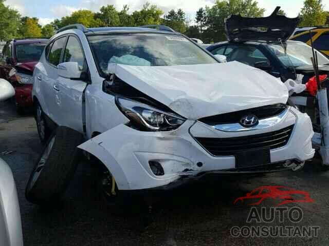 HYUNDAI TUCSON 2015 - KM8JUCAG8FU008785