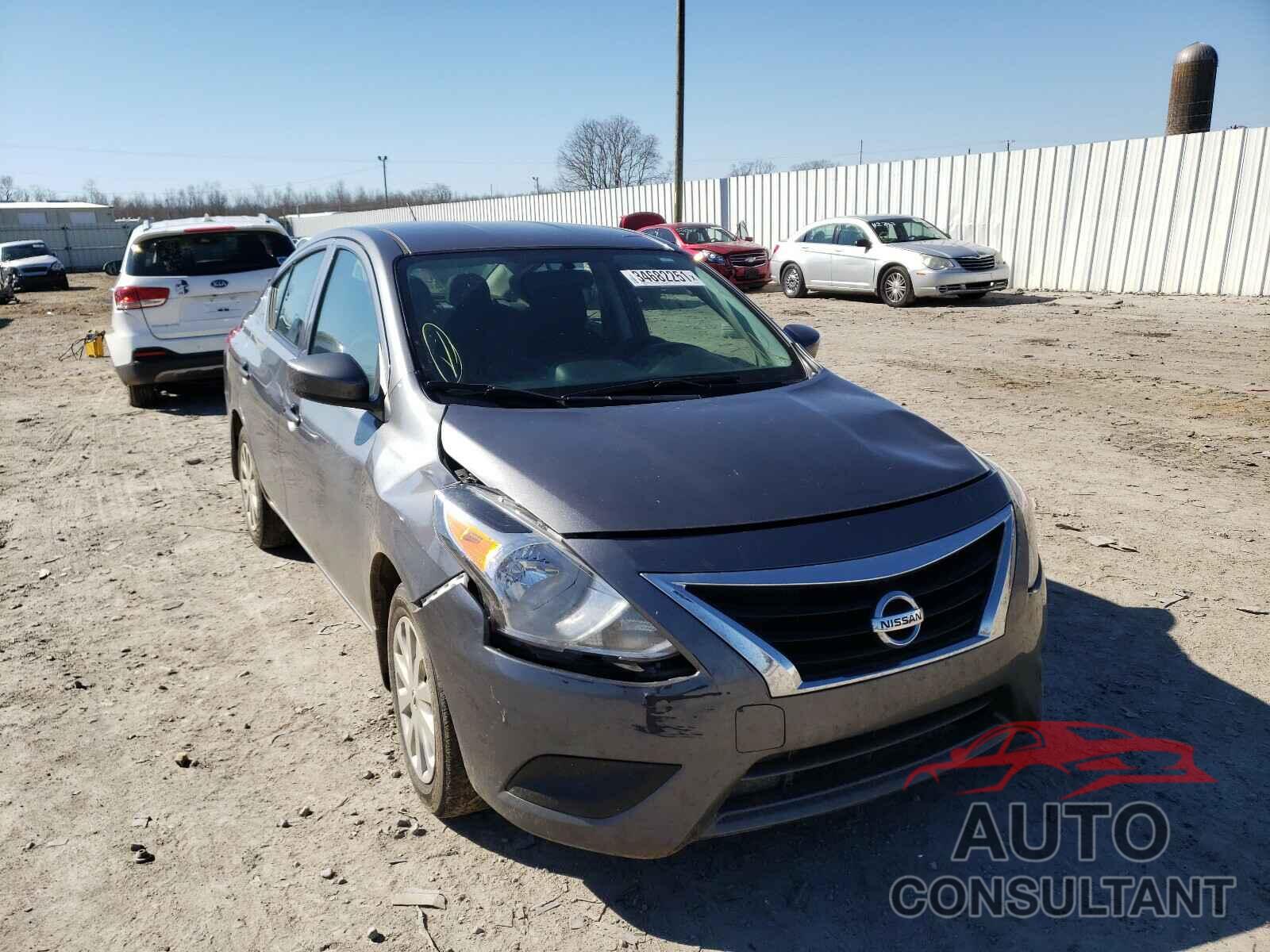NISSAN VERSA 2018 - 3N1CN7AP3JL856659