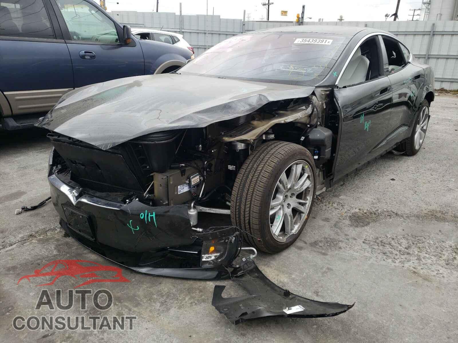 TESLA MODEL S 2020 - 5YJSA1E29LF408797