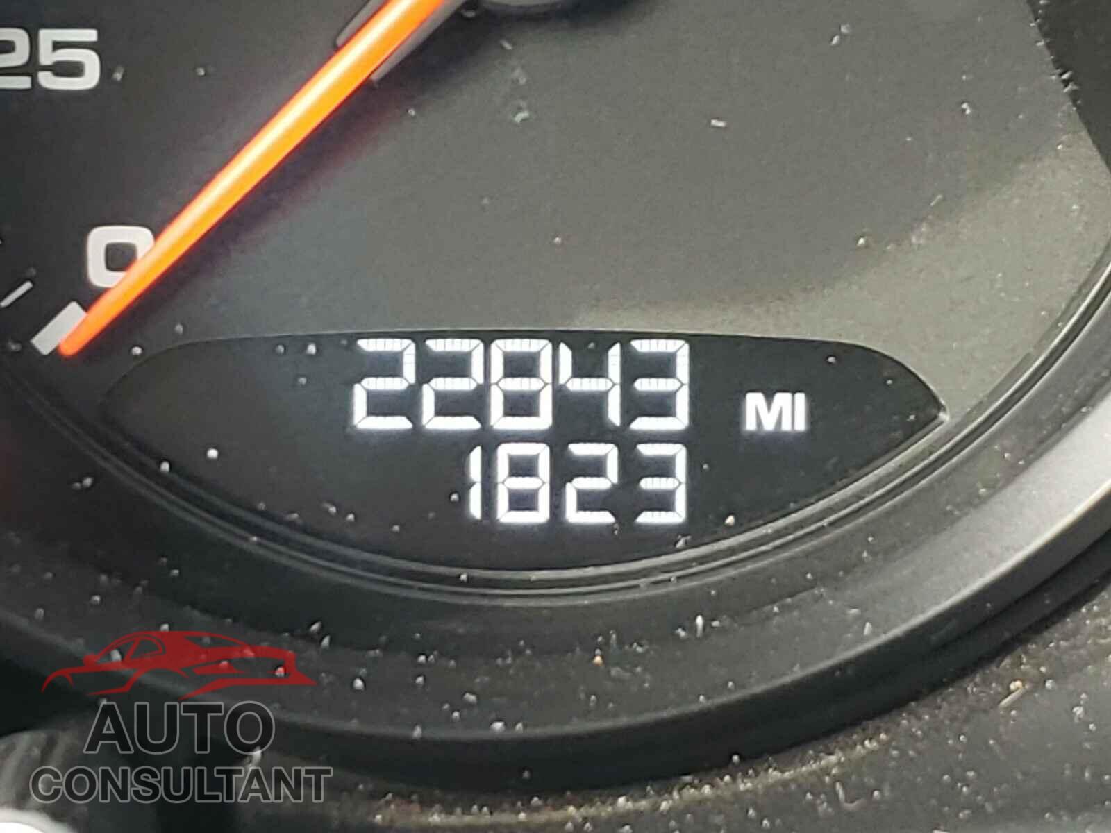 PORSCHE MACAN 2017 - WP1AA2A57HLB83168