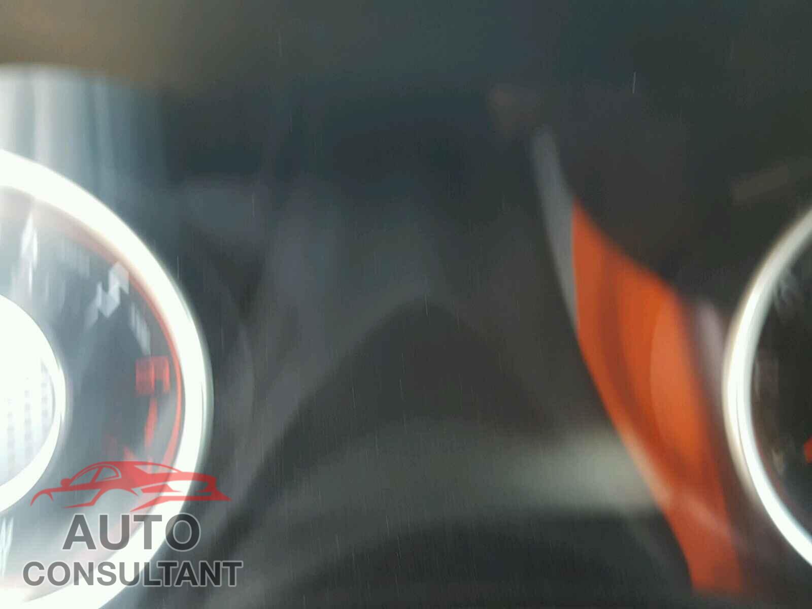 DODGE CHALLENGER 2015 - 2C3CDZAT5FH731045