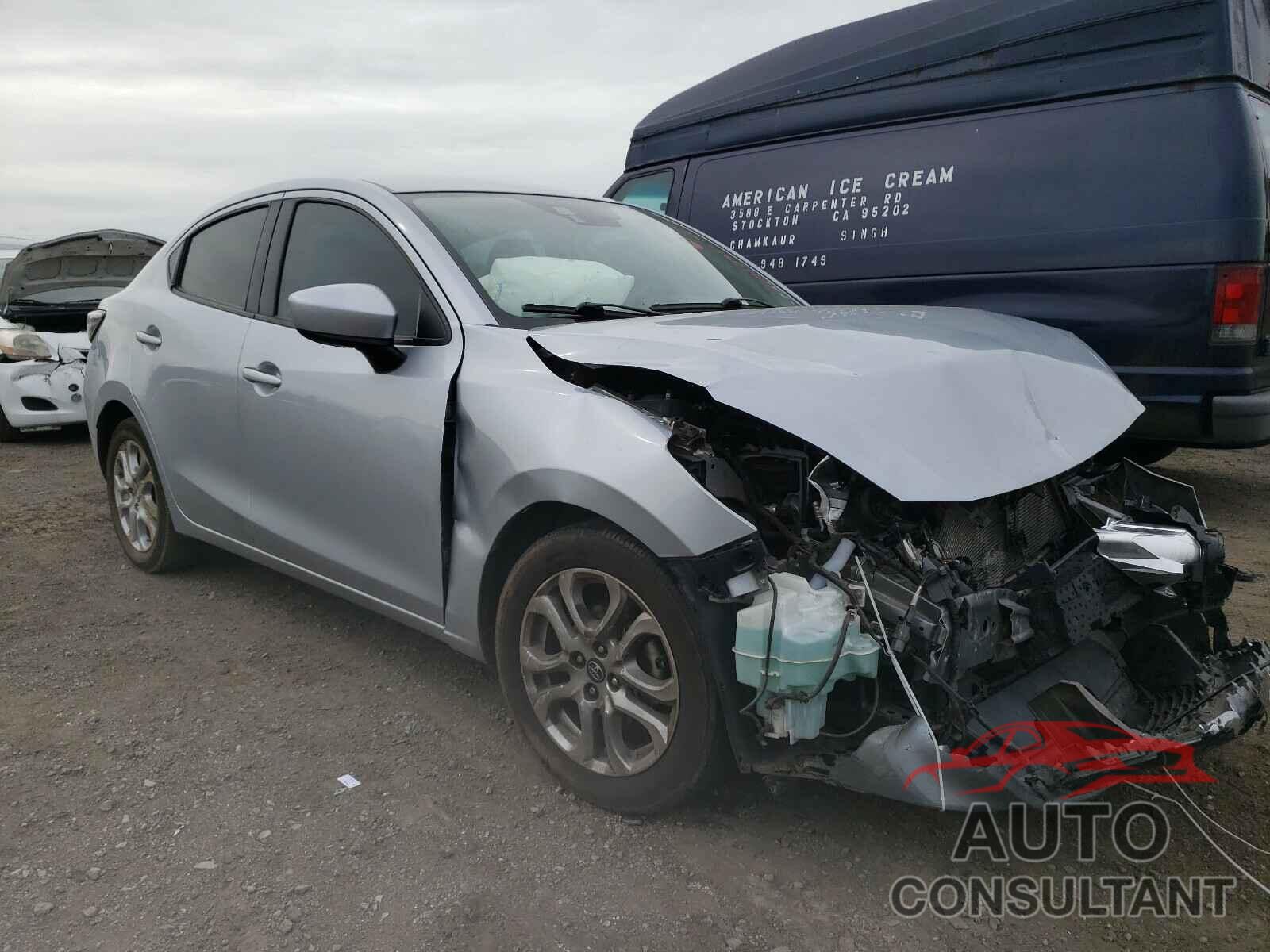 TOYOTA YARIS 2017 - 3MYDLBYV6HY182925