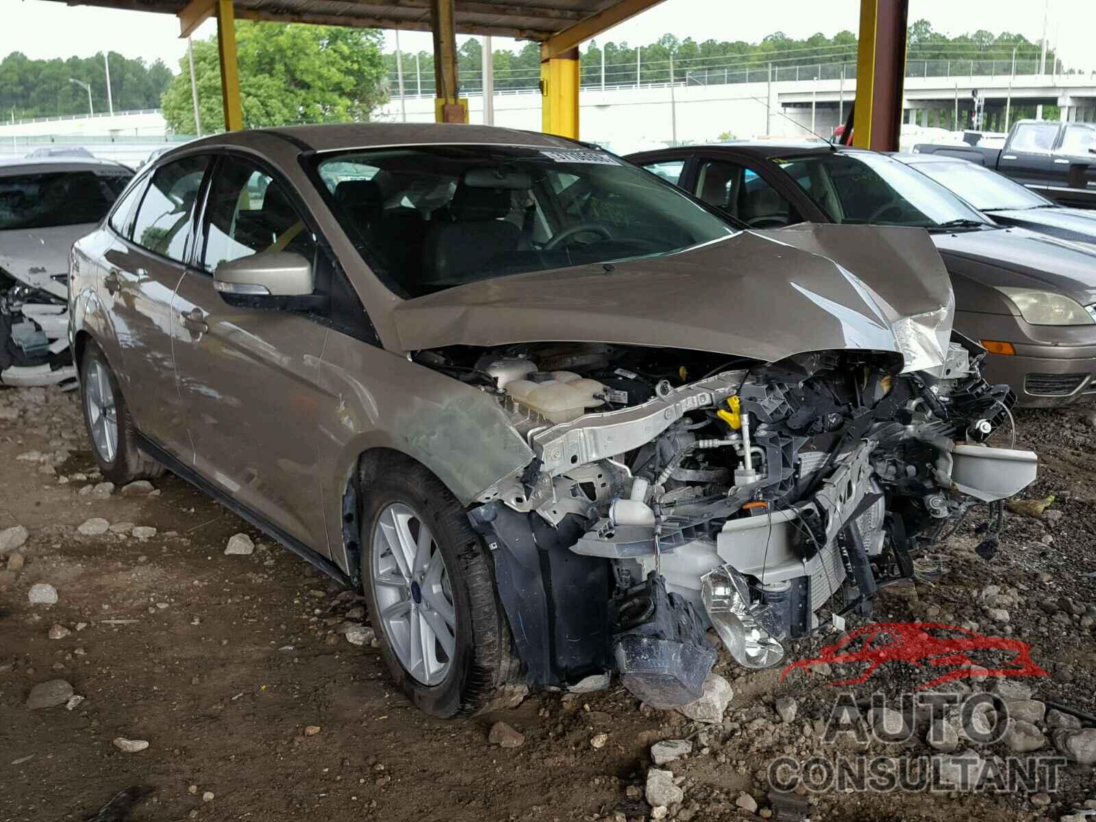 FORD FOCUS 2017 - 1FADP3F26HL312377