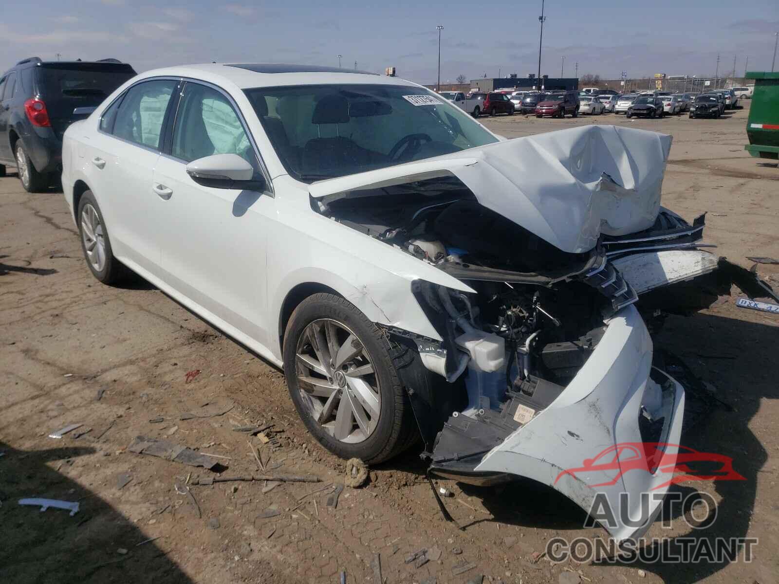 VOLKSWAGEN PASSAT 2018 - 1VWBA7A32JC011490