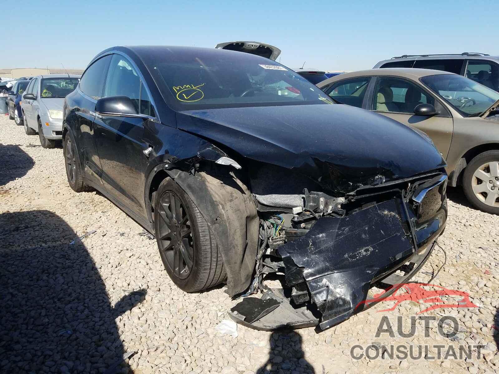 TESLA MODEL X 2016 - 5YJXCBE24GF004933