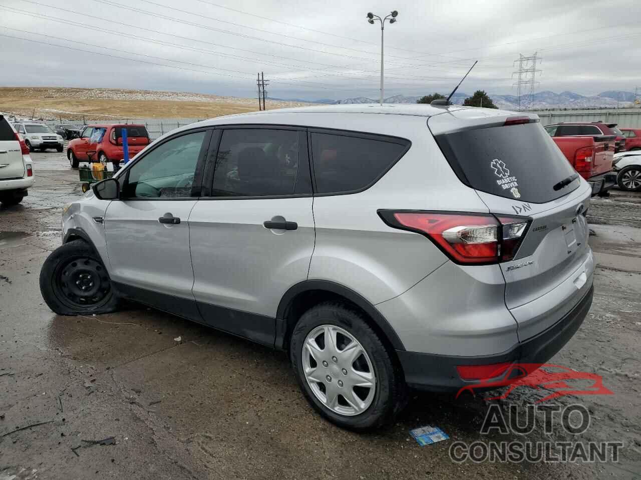 FORD ESCAPE 2017 - 1FMCU0F79HUD44352