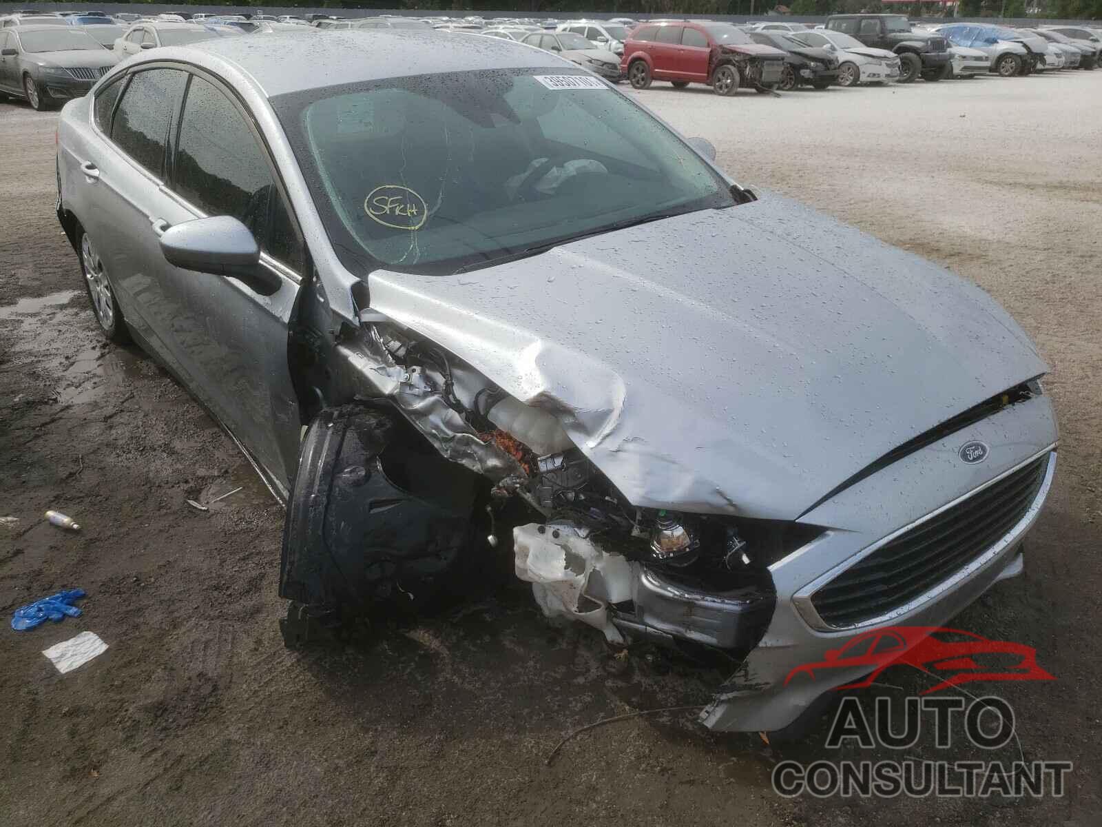 FORD FUSION 2020 - 3FA6P0G77LR134961