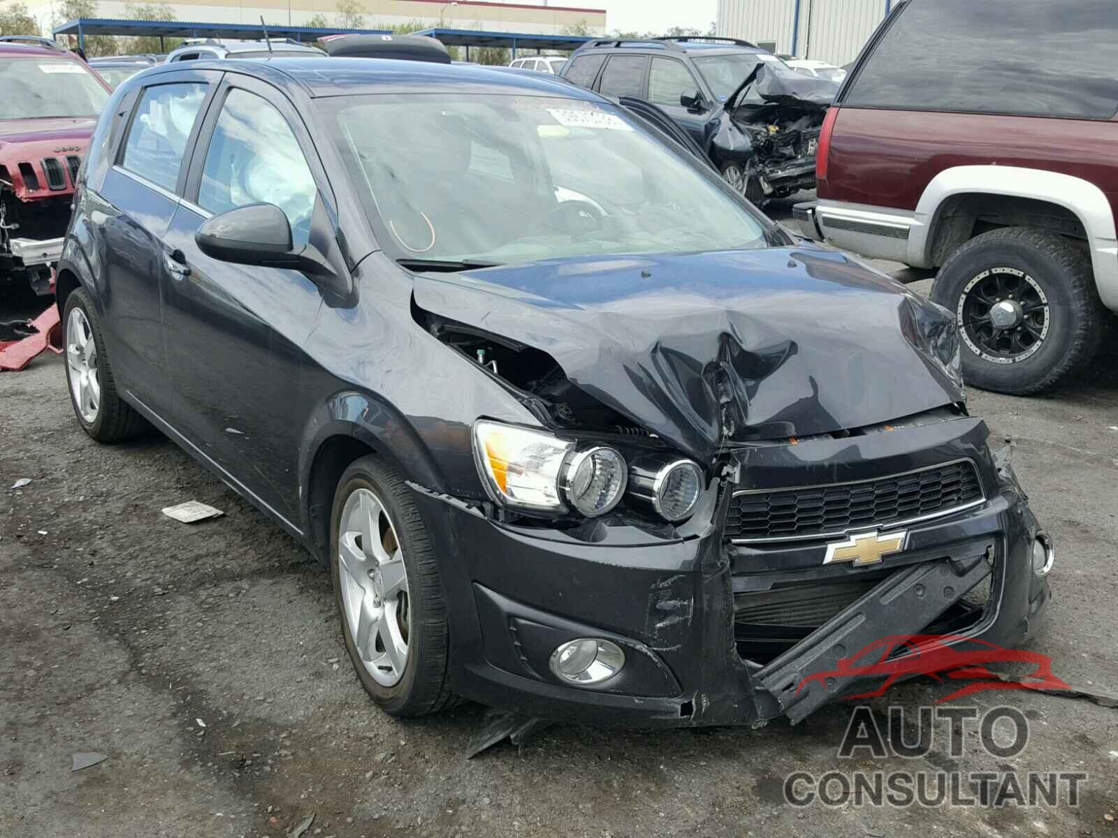 CHEVROLET SONIC 2016 - 1G1JE6SB6G4146342