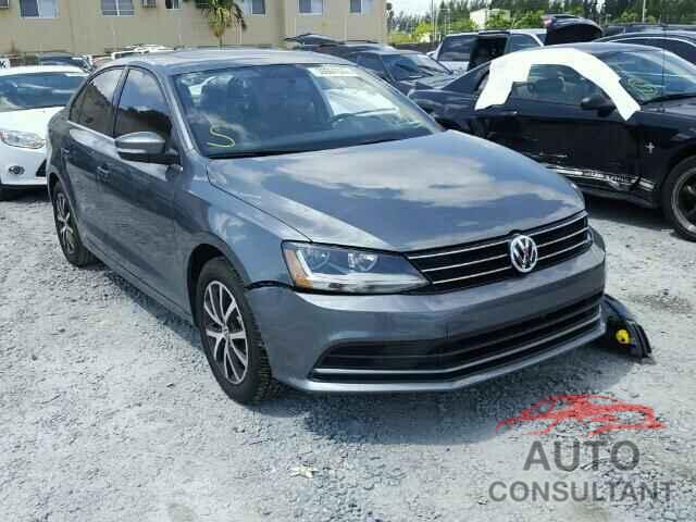 VOLKSWAGEN JETTA 2017 - 3VWB67AJ4HM271639