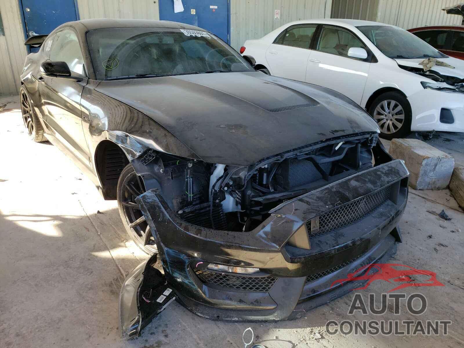 FORD MUSTANG 2019 - 1FA6P8JZ2K5552161