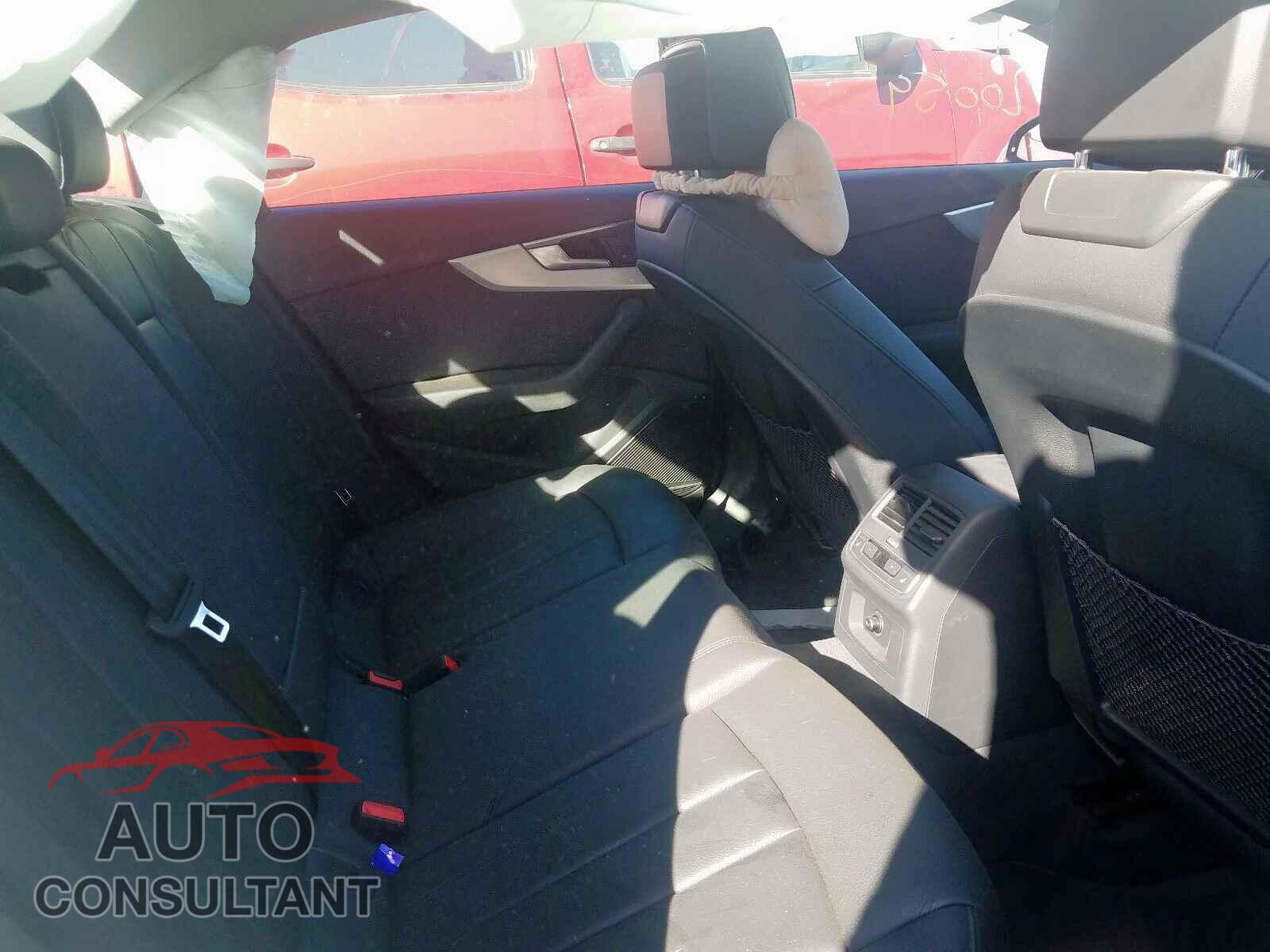 AUDI A4 2017 - 2HGFC4B83KH300661