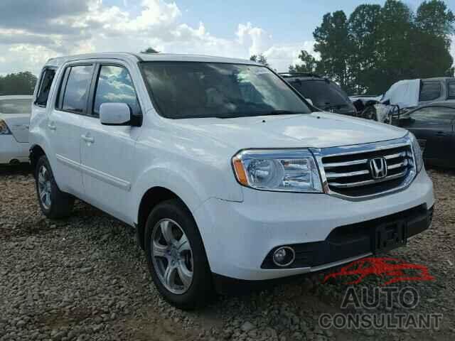 HONDA PILOT 2015 - 5FNYF3H68FB022575