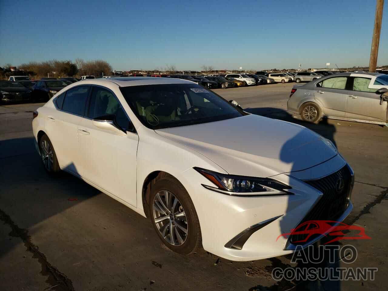 LEXUS ES350 2020 - 58ADZ1B14LU052865