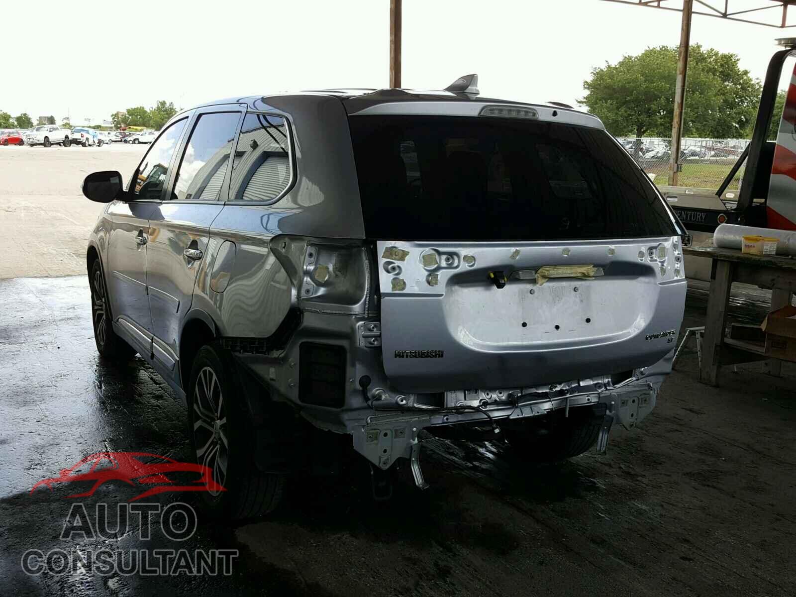 MITSUBISHI OUTLANDER 2017 - JA4AD3A35HZ001603