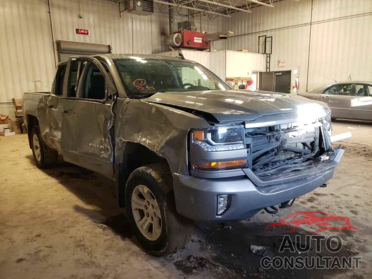 CHEVROLET SILVERADO 2017 - 3GCUKREC4HG337653