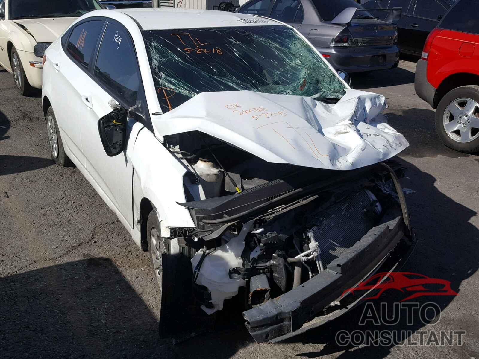 HYUNDAI ACCENT 2015 - KMHCT4AE8FU834665