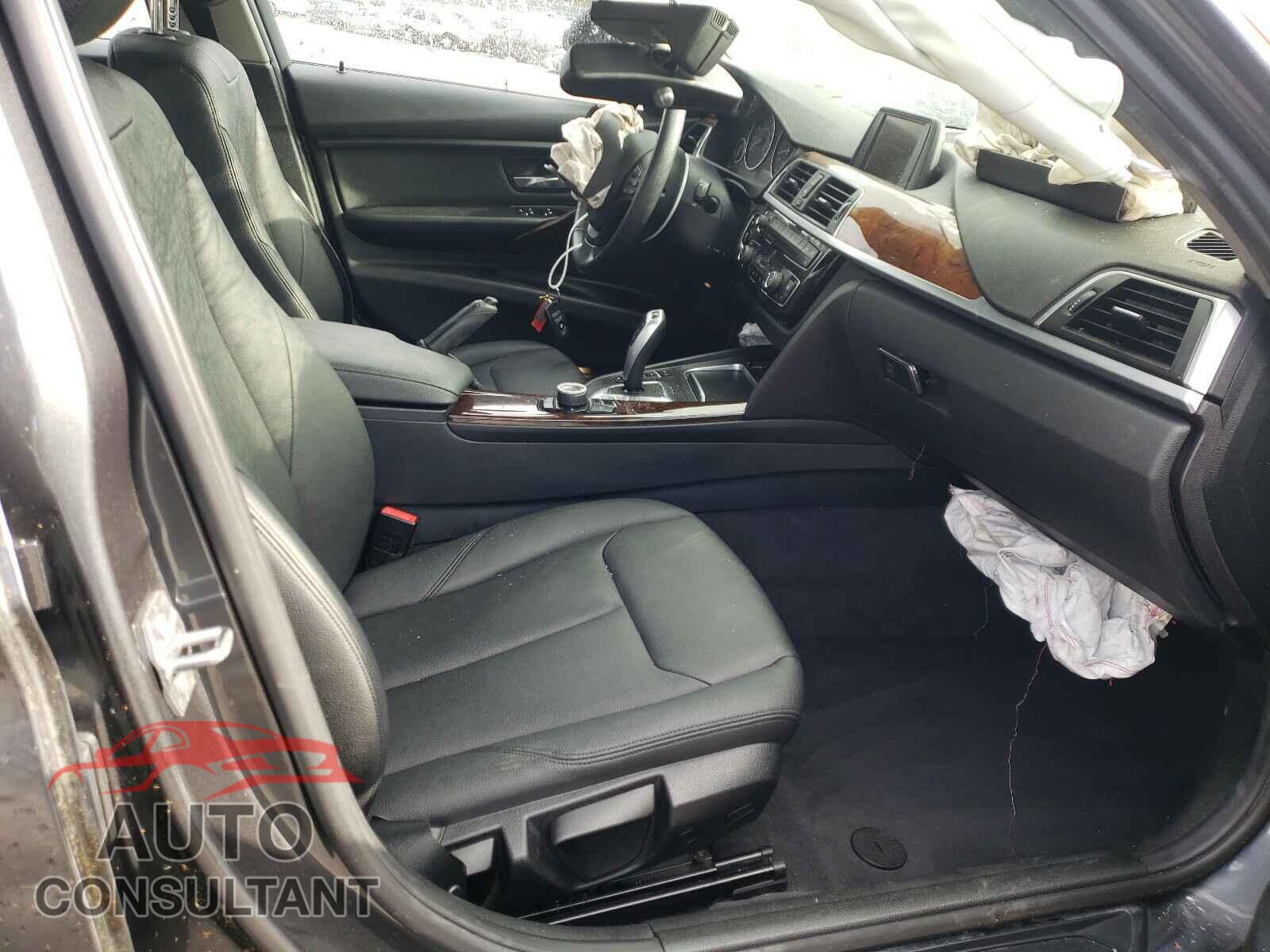 BMW 3 SERIES 2016 - WBA8E5G51GNU20119