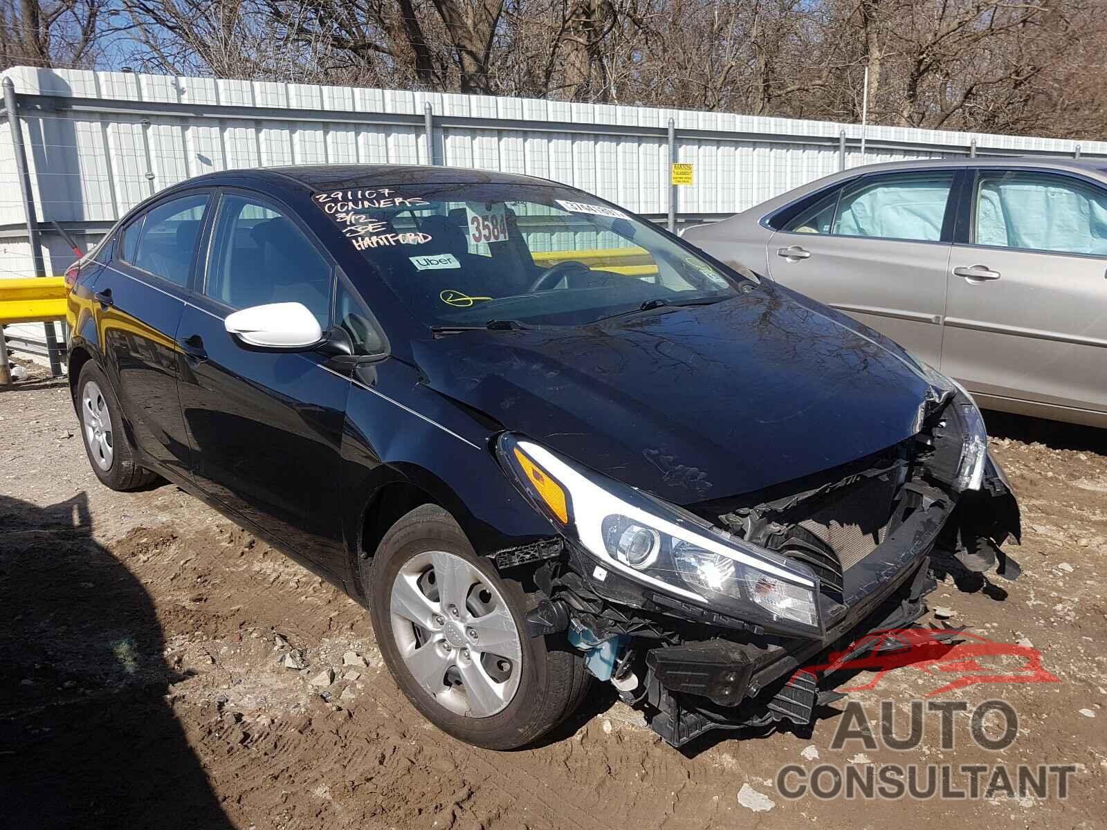 KIA FORTE 2018 - 3KPFK4A74JE229250